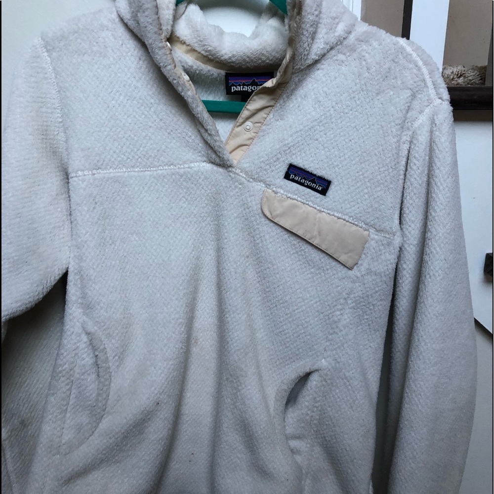 Patagonia white pullover women’s M